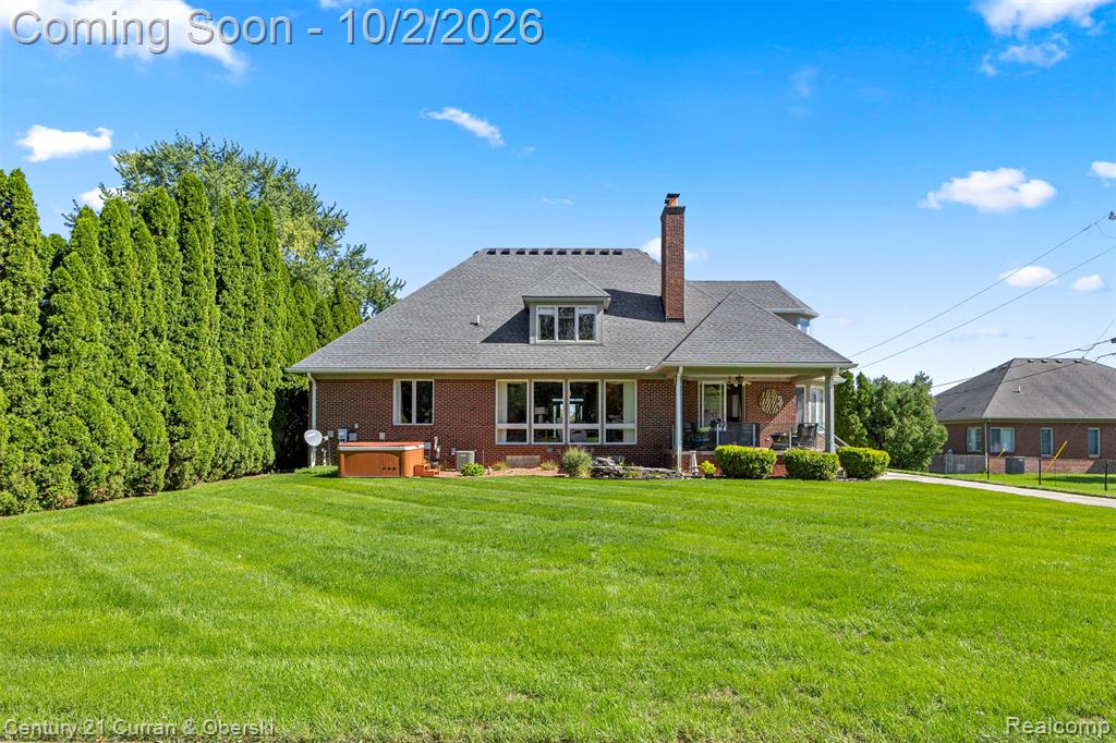 20175 Gill Road Livonia, MI 48152 - Photo 6 of 61 Gallery Image 6