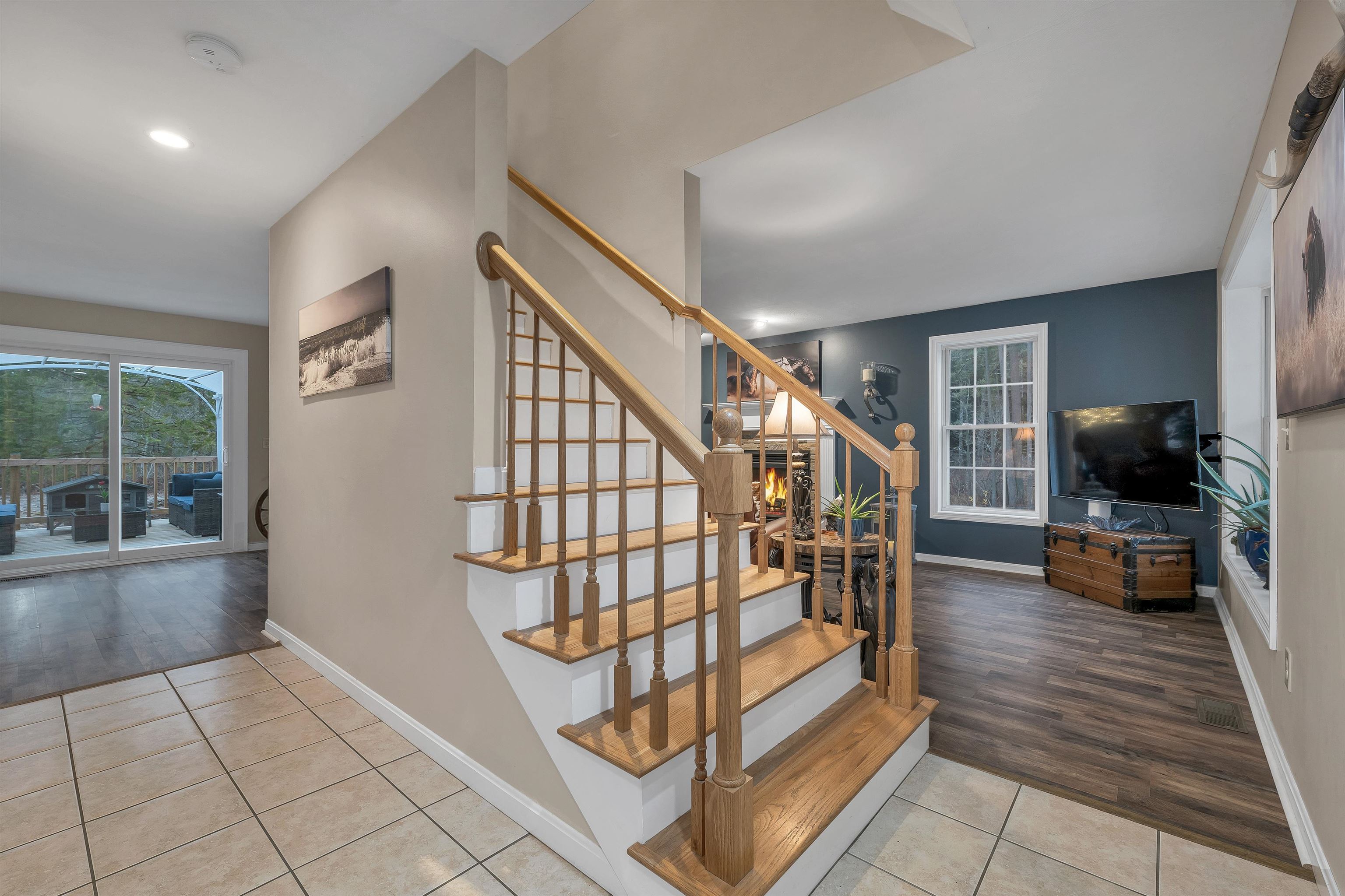 106 Meadow Road New Boston, NH 03070 - Photo 4 of 42