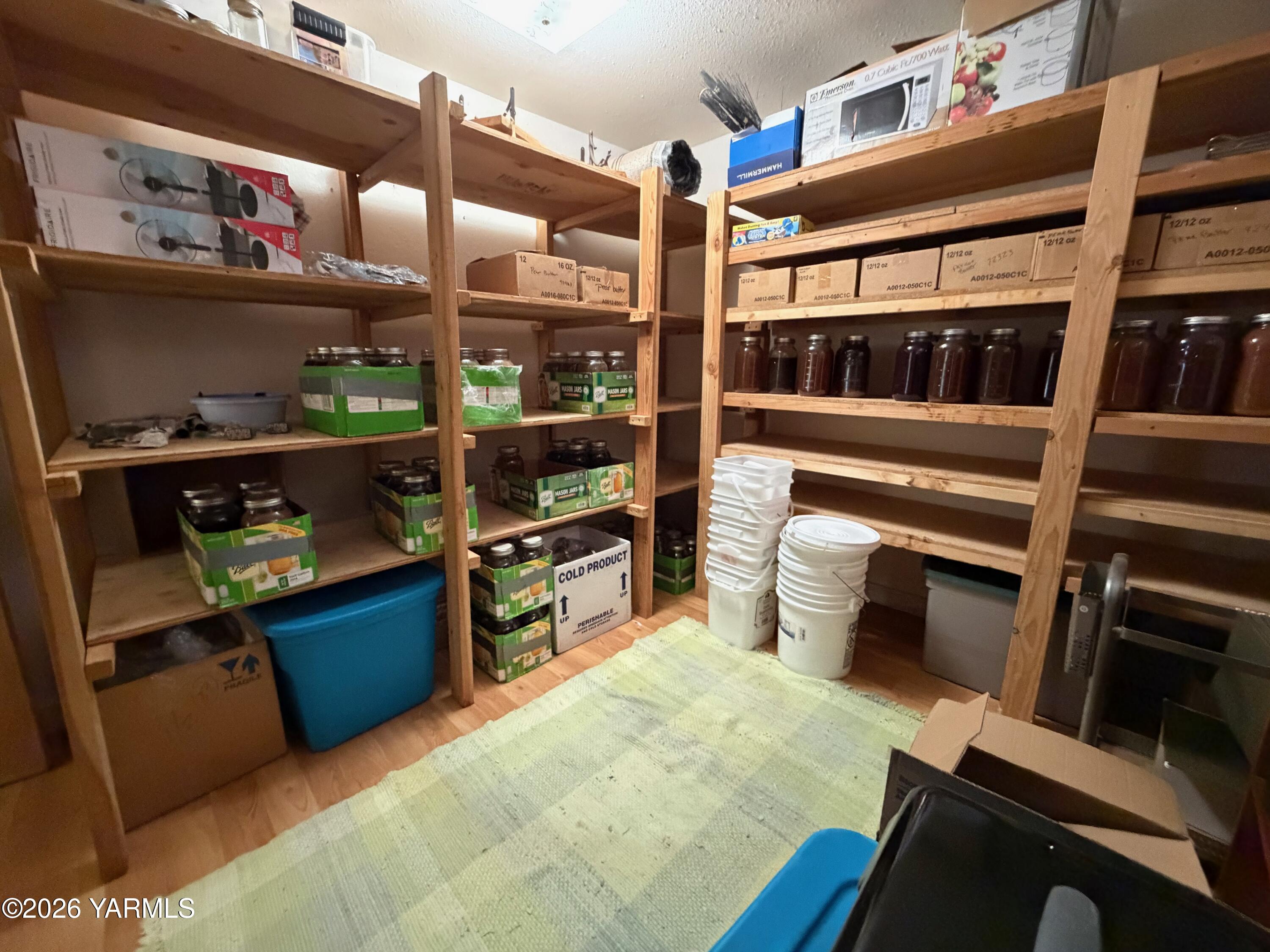 3676 North County Line Road Sunnyside, WA 98944 - Photo 13 of 19 IMG_1546