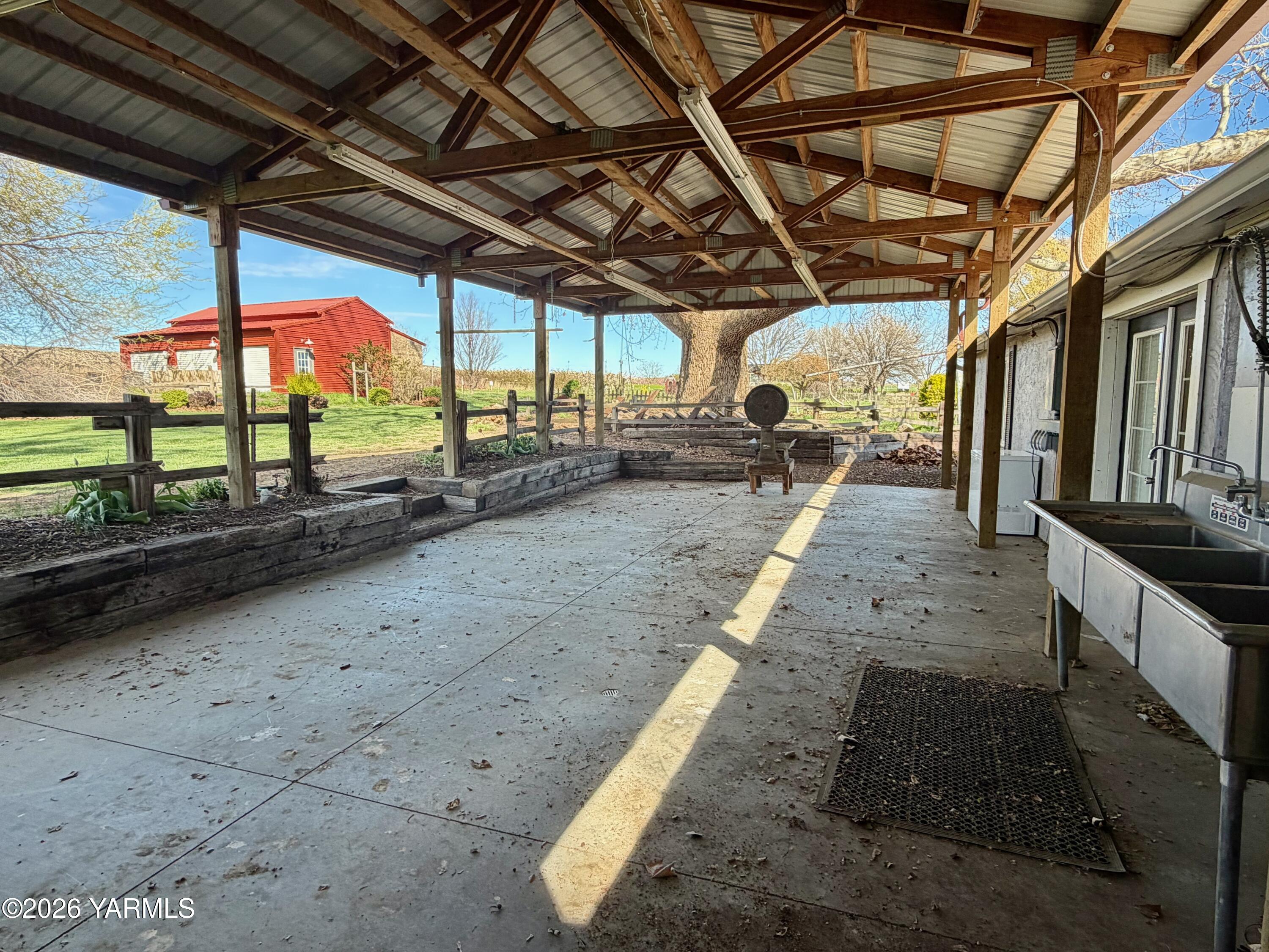 3676 North County Line Road Sunnyside, WA 98944 - Photo 16 of 19 IMG_1589