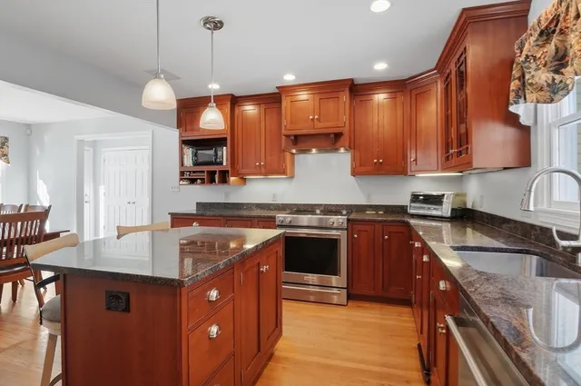 $1,100,000 | 17 Stone Avenue, Shrewsbury, MA 01545