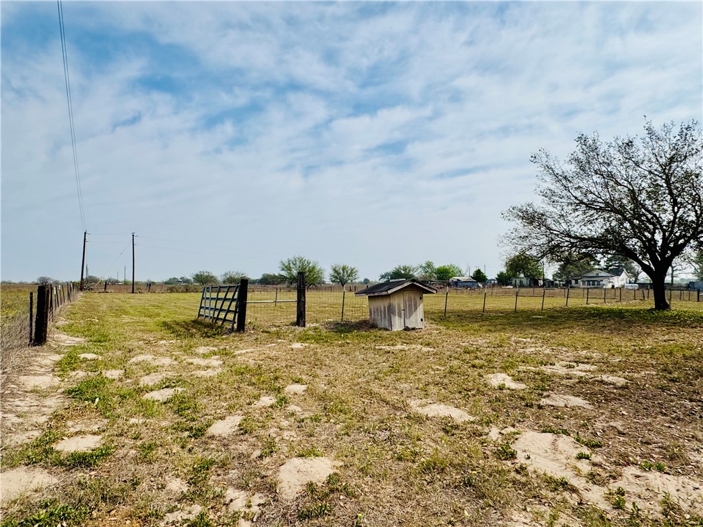 1185 Fm 1540 Sandia, TX 78383 - Photo 26 of 29 a view of a lake with houses in the background