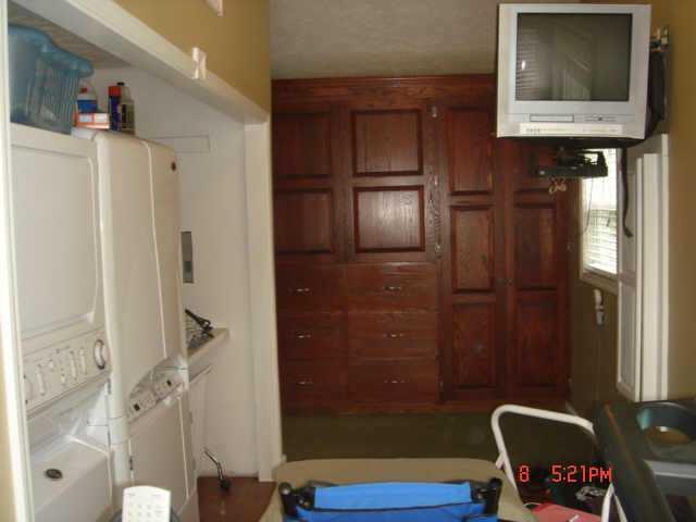 6251 Welham Road Indianapolis, IN 46220 - Photo 8 of 10 Gallery Image 8