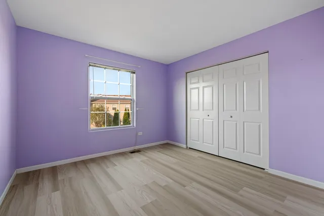 a view of empty room with window