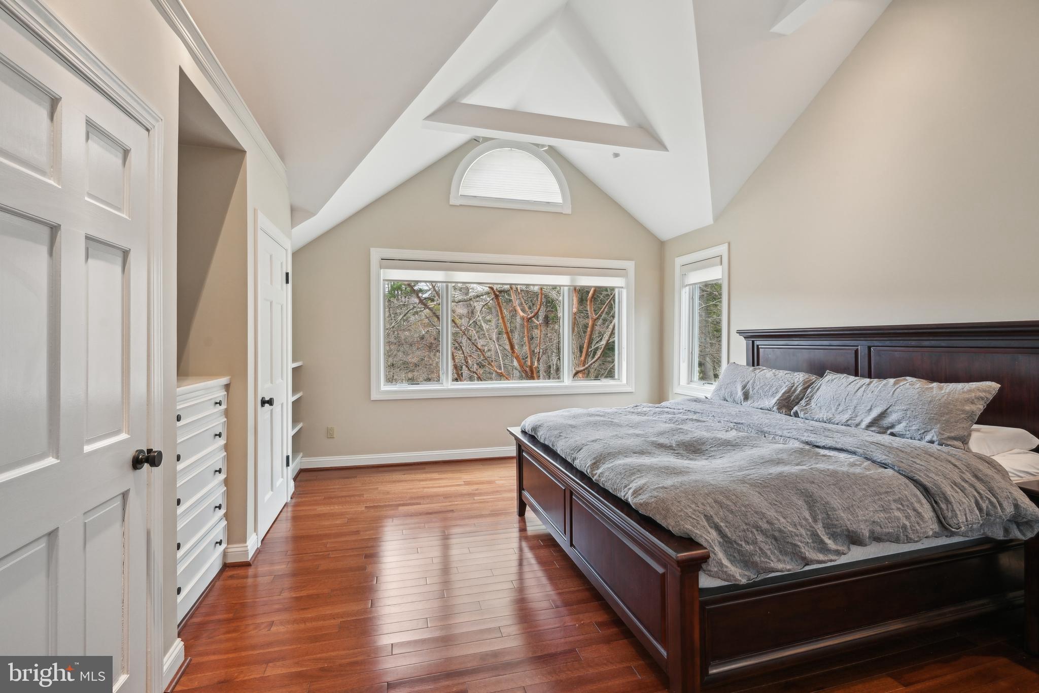38 Dunminning Road Newtown Square, PA 19073 - Photo 33 of 67 Primary Suite