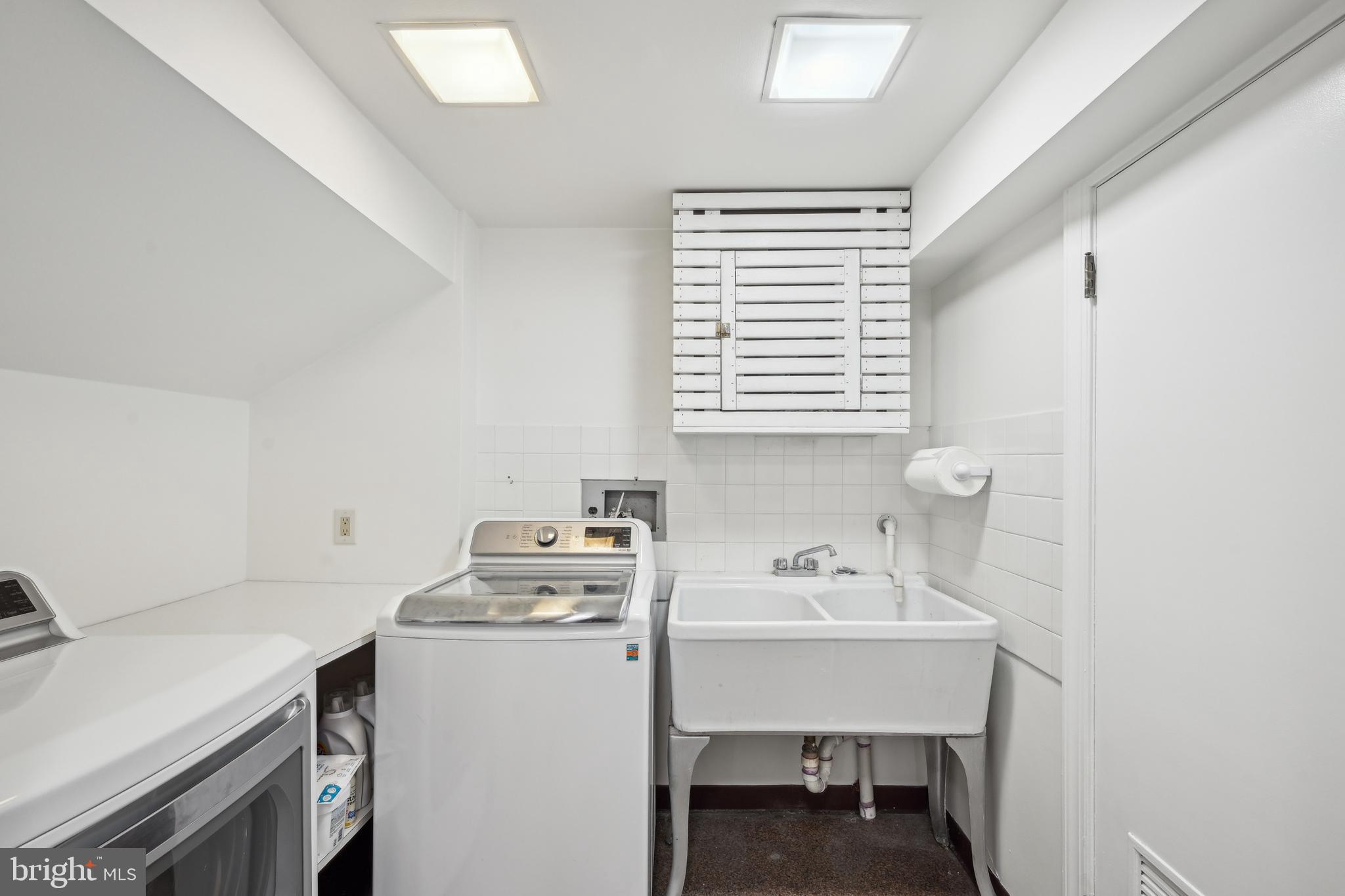 38 Dunminning Road Newtown Square, PA 19073 - Photo 55 of 67 Laundry Room