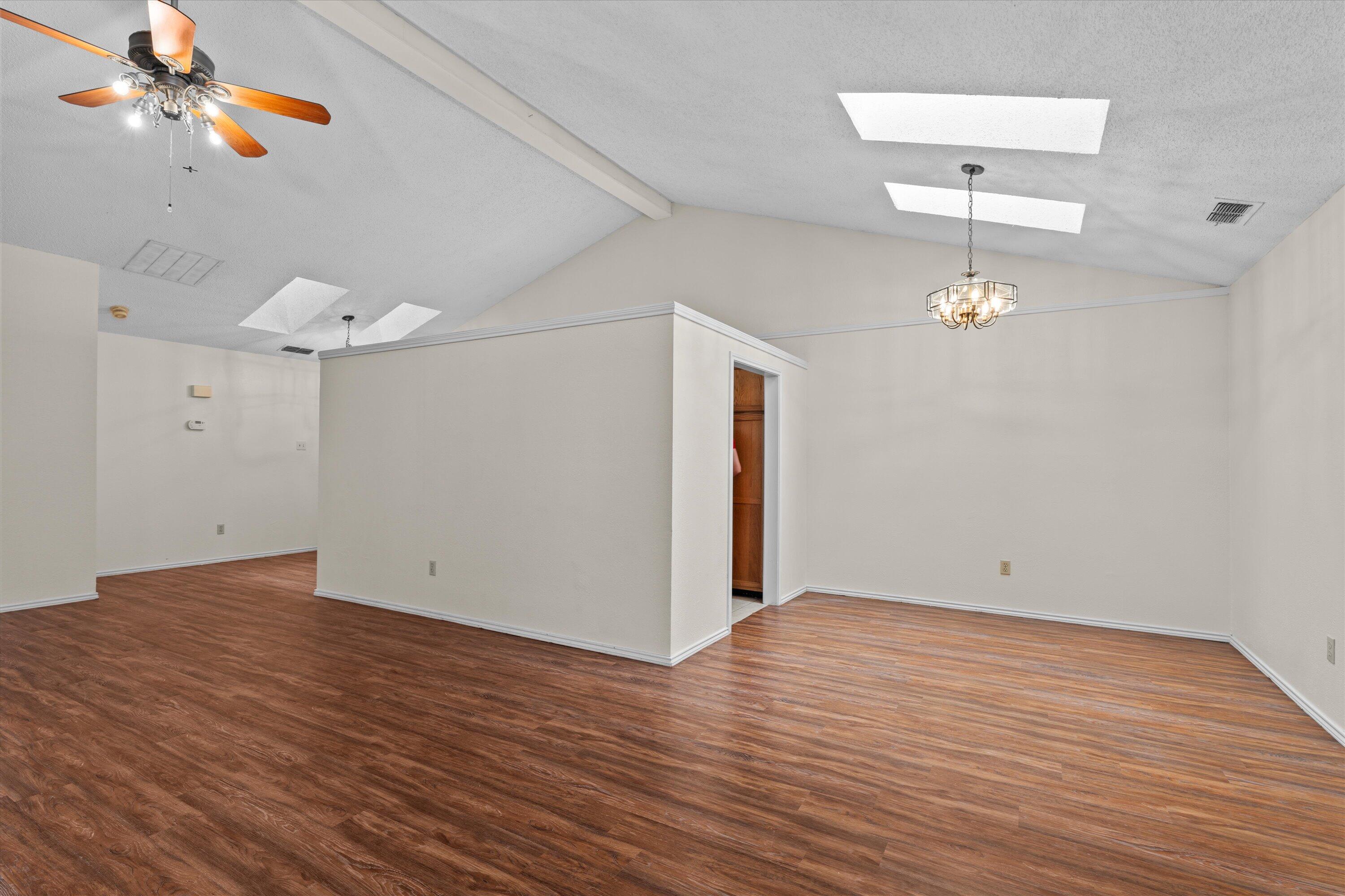 4106 B 18th Street Lubbock, TX 79416 - Photo 5 of 23 06-4106B 18th St