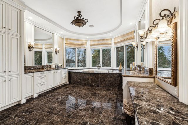 $4,995,000 | 1492 Hunter Drive, Medina, MN 55391