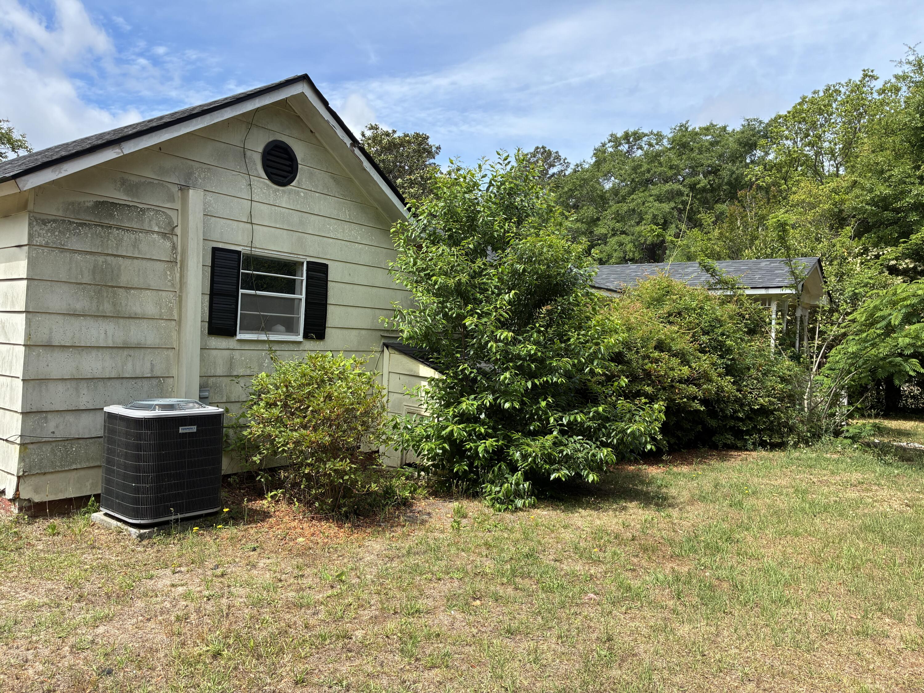109 Pack Road Sumter, SC 29150 - Photo 3 of 8