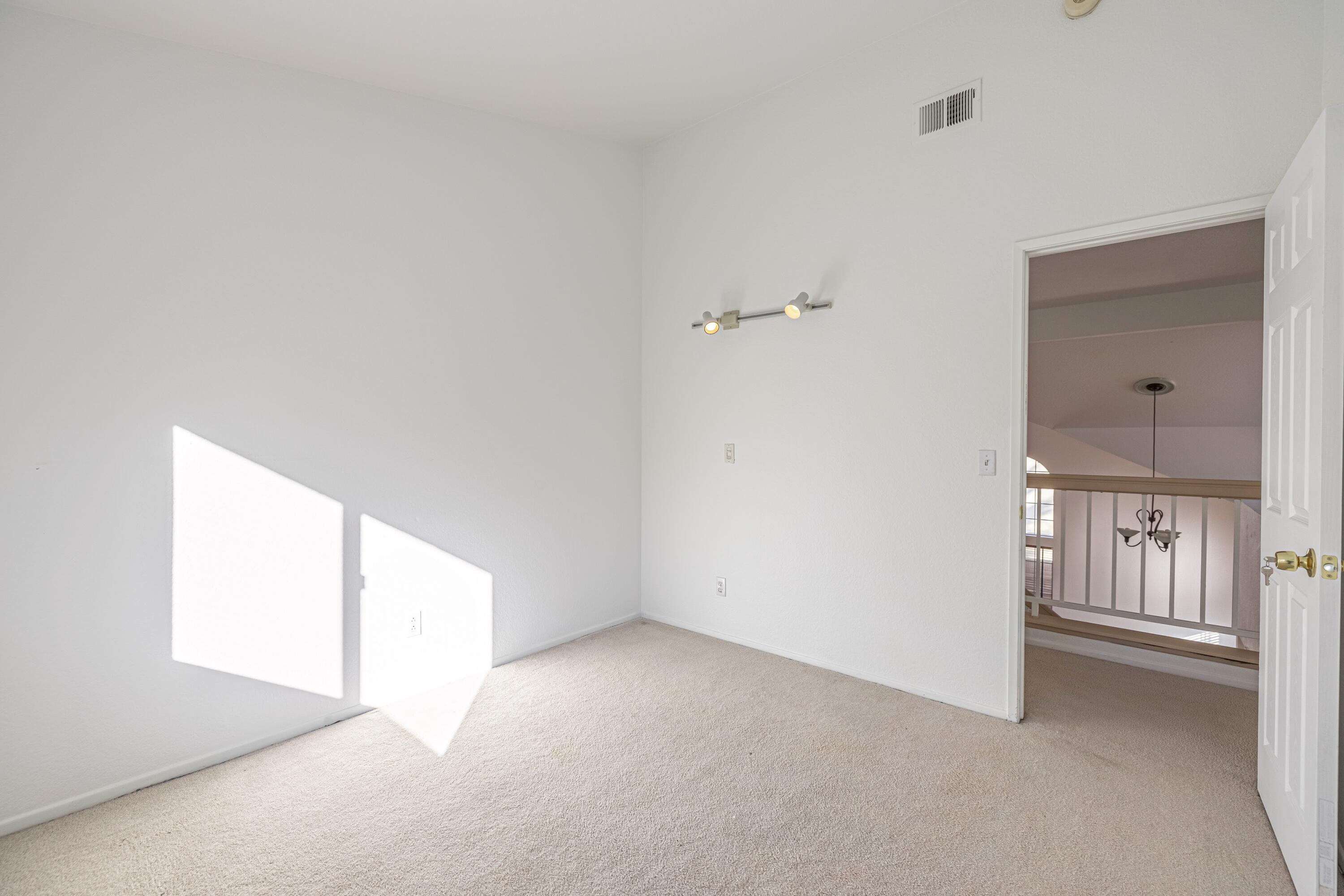 3141 Hampton Road Palmdale, CA 93551 - Photo 32 of 35 JMY_0377-HDR