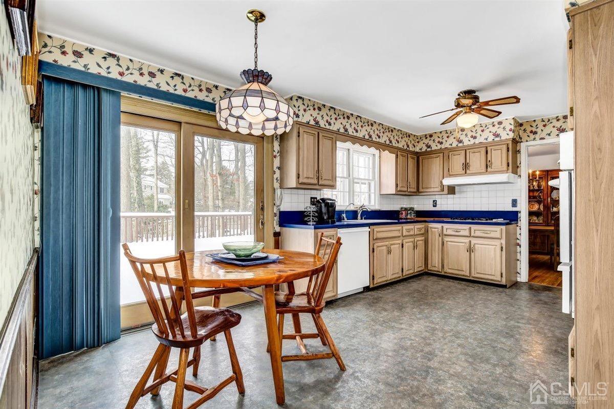 147 Fern Road East Brunswick, NJ 08816 - Photo 13 of 40 Gallery Image 13
