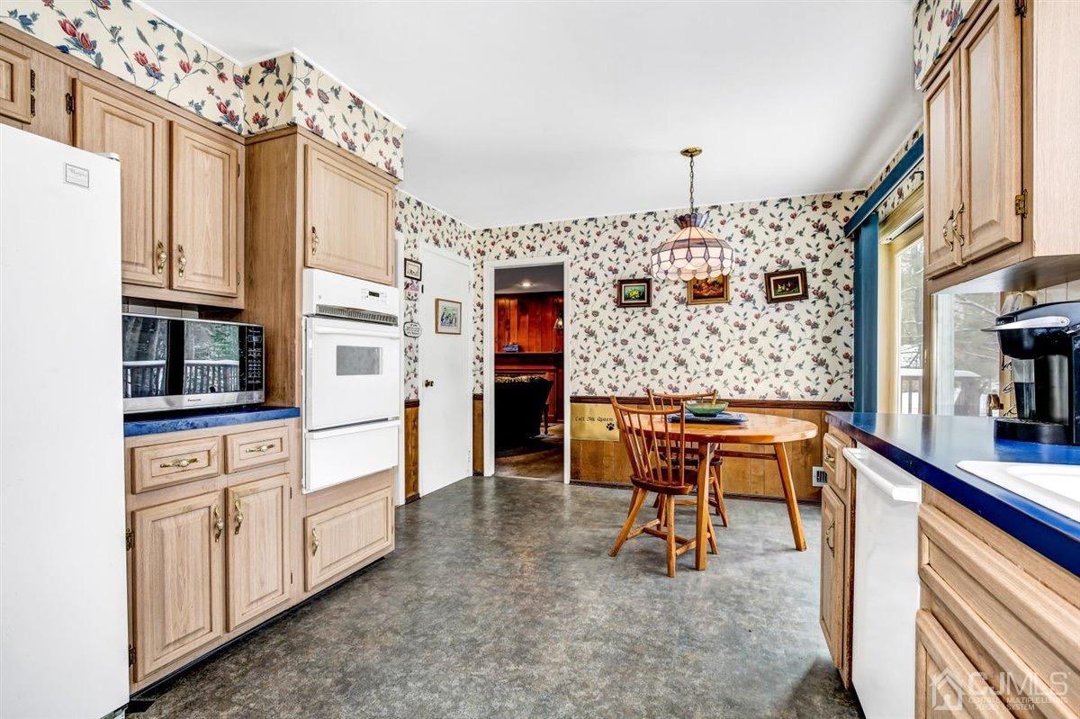 147 Fern Road East Brunswick, NJ 08816 - Photo 15 of 40 Gallery Image 15