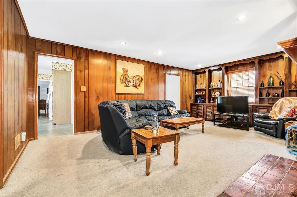 147 Fern Road East Brunswick, NJ 08816 - Photo 25 of 40 Gallery Image 25