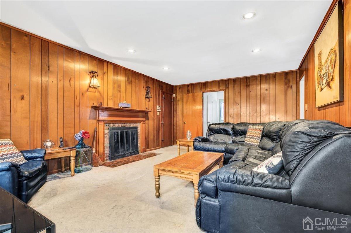 147 Fern Road East Brunswick, NJ 08816 - Photo 26 of 40 Gallery Image 26