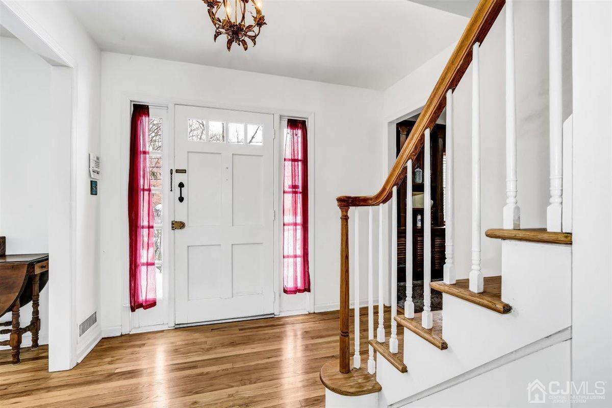147 Fern Road East Brunswick, NJ 08816 - Photo 10 of 40 Gallery Image 10