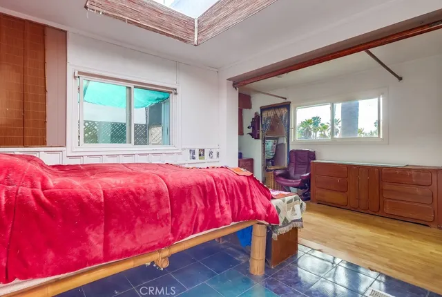 $499,000 | 18 Cottonwood Lane, Seal Beach, CA 90740