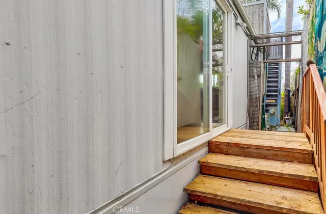 $499,000 | 18 Cottonwood Lane, Seal Beach, CA 90740