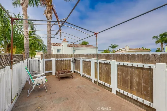 $499,000 | 18 Cottonwood Lane, Seal Beach, CA 90740