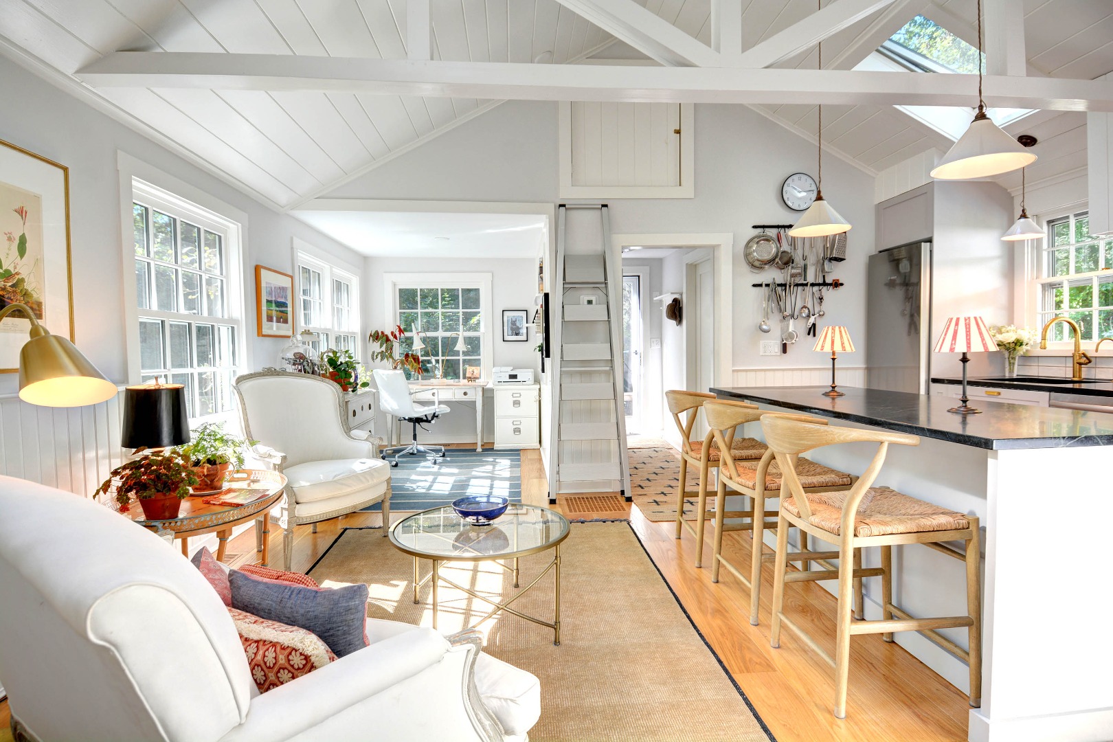 31 N Road Chilmark, MA 02535 - Photo 4 of 22