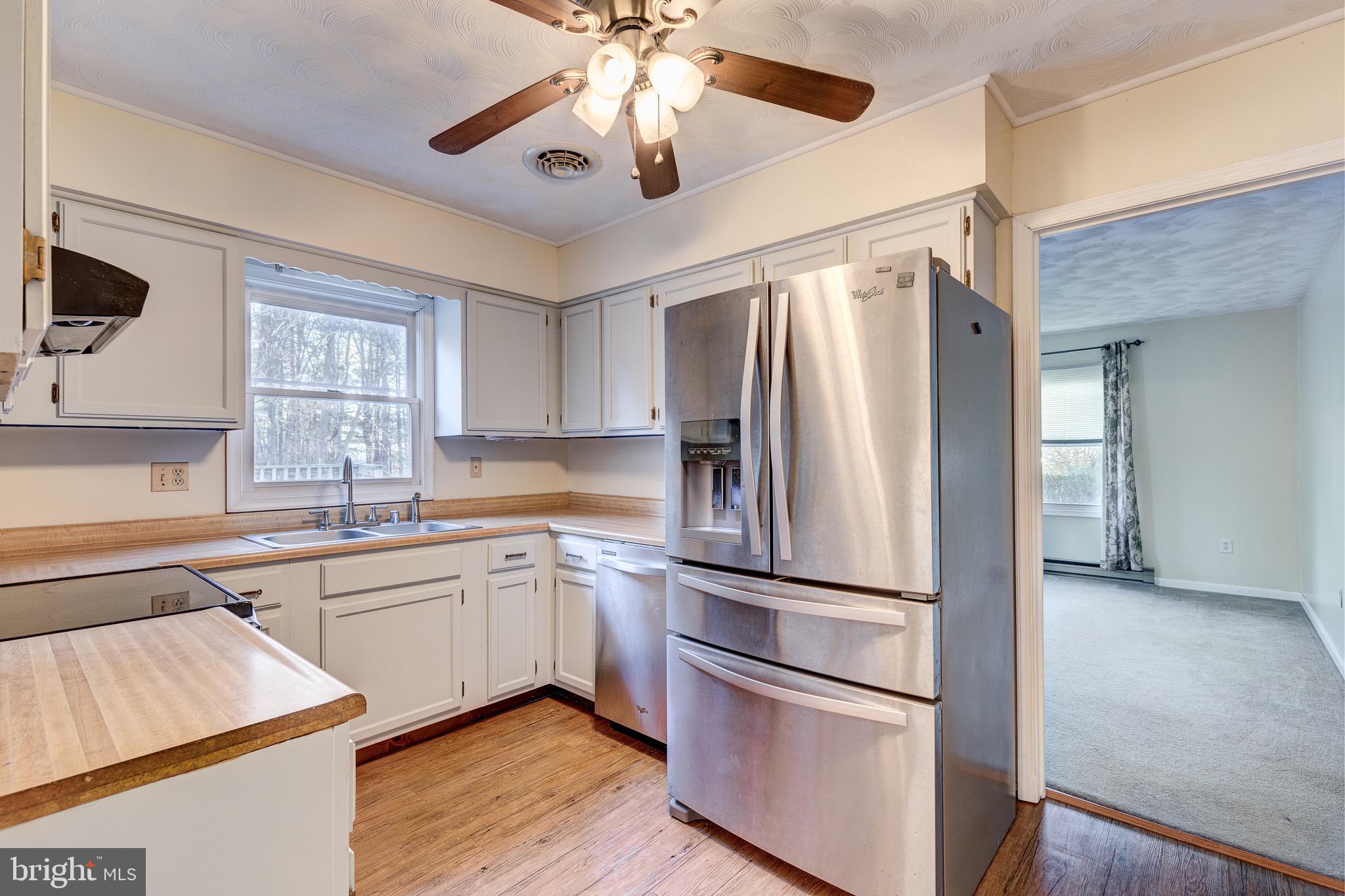 1075 Stone Road Westminster, MD 21158 - Photo 10 of 42 Kitchen
