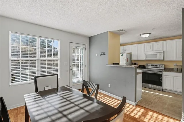 $220,000 | 123 Chastain Circle, Newnan, GA 30263