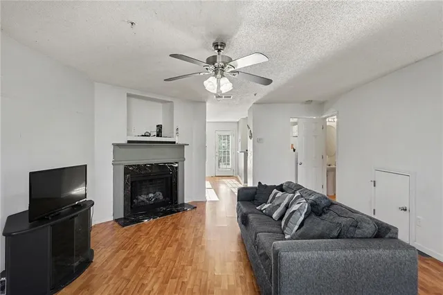 $220,000 | 123 Chastain Circle, Newnan, GA 30263