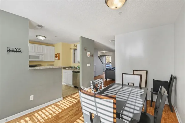 $220,000 | 123 Chastain Circle, Newnan, GA 30263