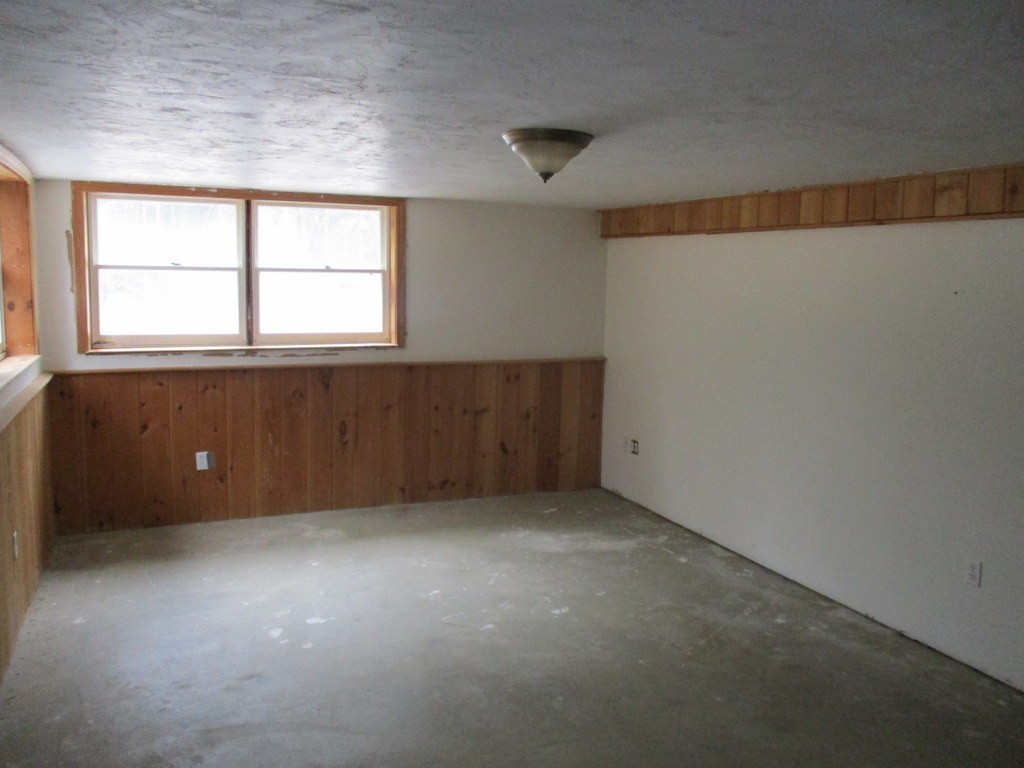6 Stoddard Road North Brookfield, MA 01535 - Photo 27 of 30