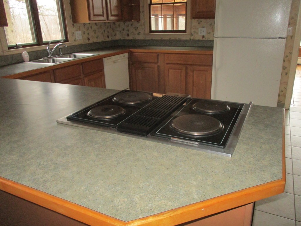 6 Stoddard Road North Brookfield, MA 01535 - Photo 7 of 30