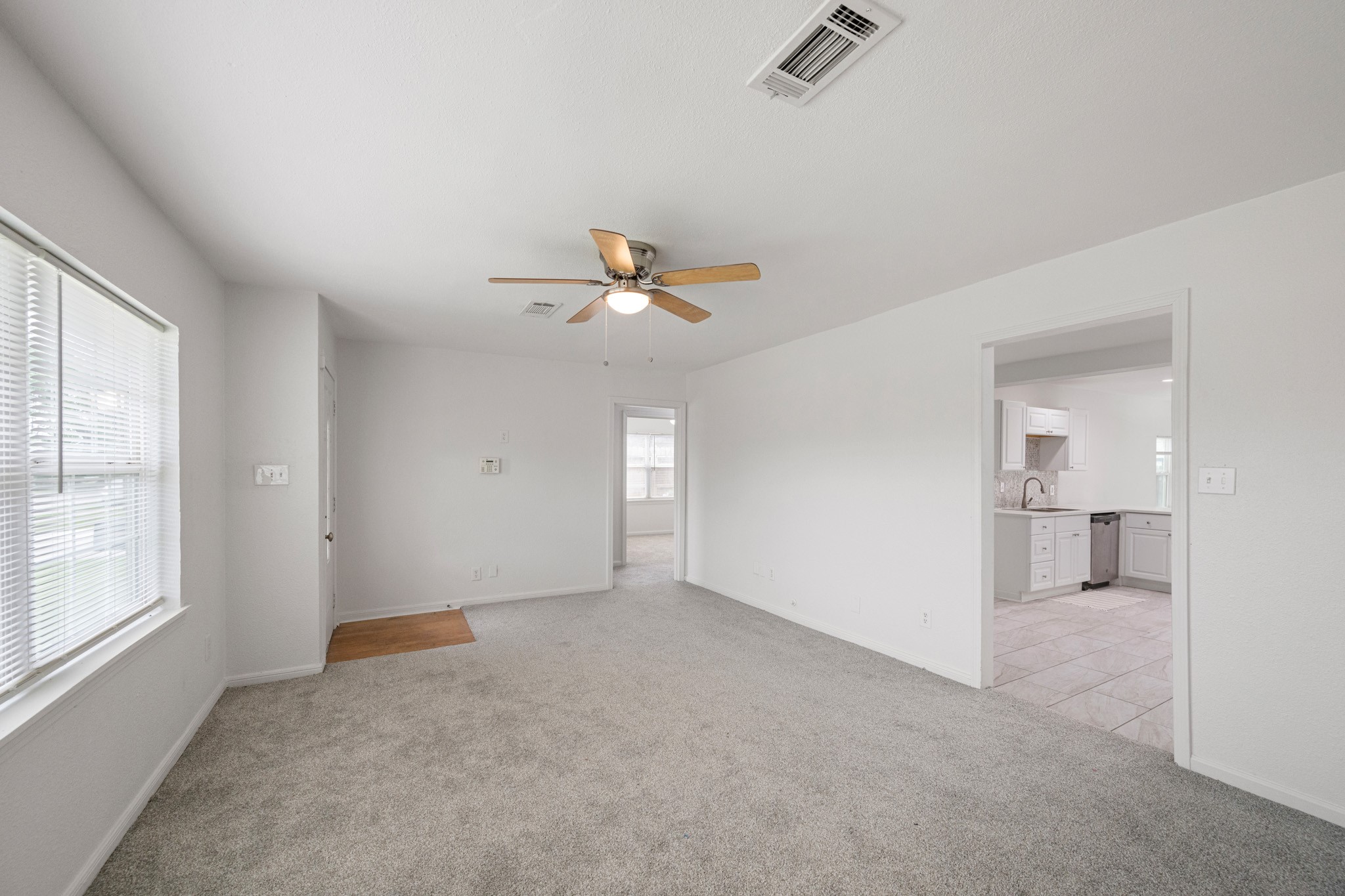 1426 Shawnee Street Houston, TX 77034 - Photo 11 of 34