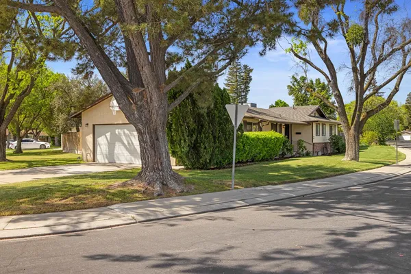 $475,000 | 1400 Rosemead Court, Modesto, CA 95350