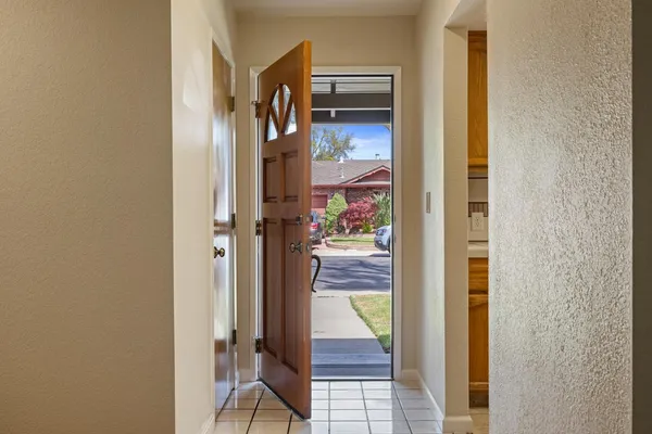 $475,000 | 1400 Rosemead Court, Modesto, CA 95350