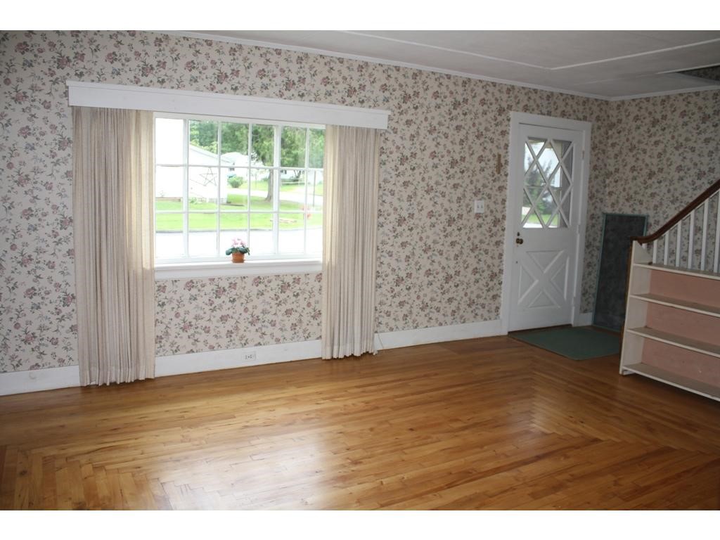 246 Barrett Hill Road Rutland Town, VT 05736 - Photo 3 of 16