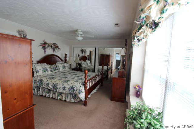 206 Meadowfield Road Yorktown, VA 23692 - Photo 37 of 44 Gallery Image 37