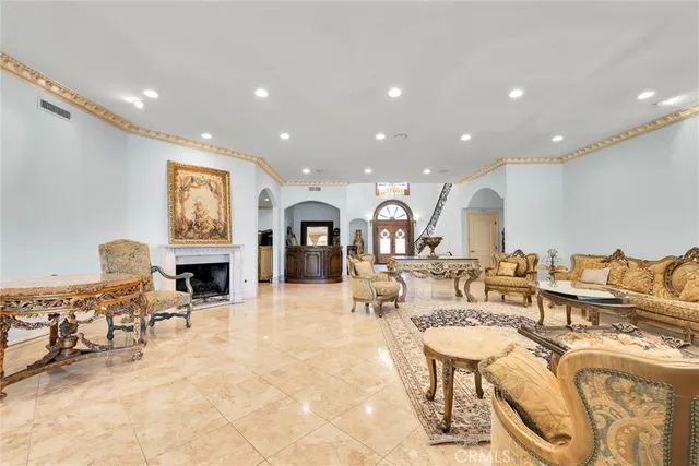 $16,900 | 22349 Dolorosa Street, Woodland Hills, CA 91367