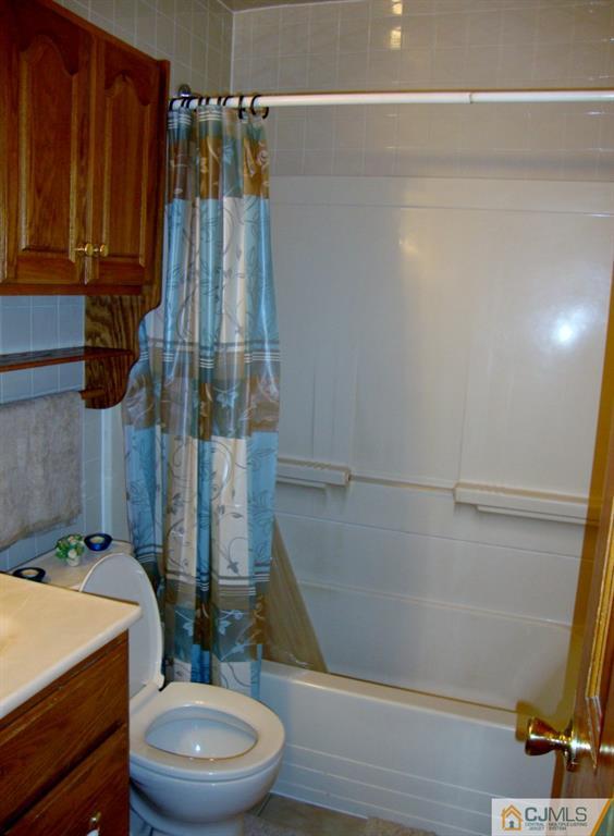 24 Constable Road Kendall Park, NJ 08824 - Photo 11 of 18 Gallery Image 11