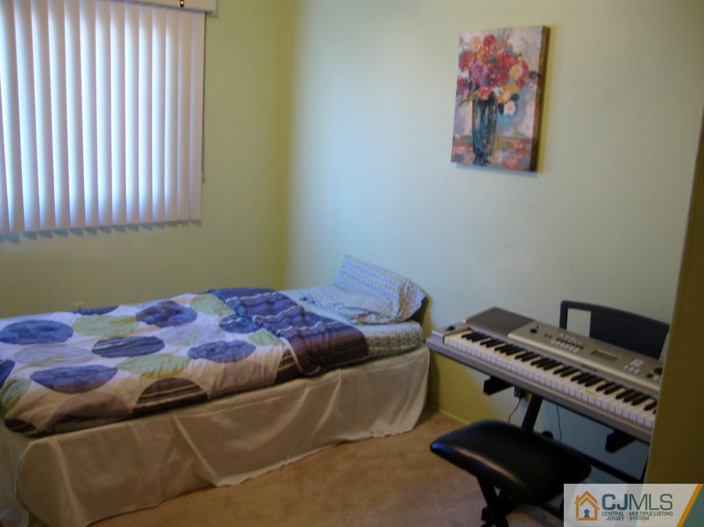 24 Constable Road Kendall Park, NJ 08824 - Photo 13 of 18 Gallery Image 13