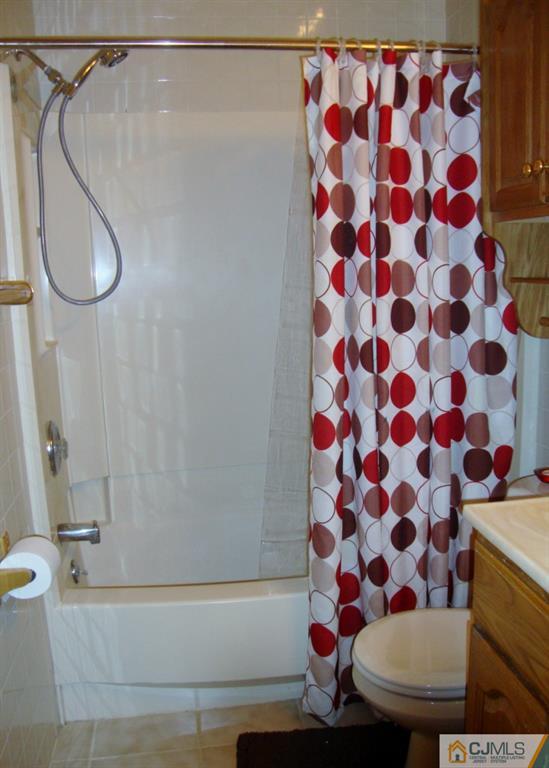 24 Constable Road Kendall Park, NJ 08824 - Photo 9 of 18 Gallery Image 9