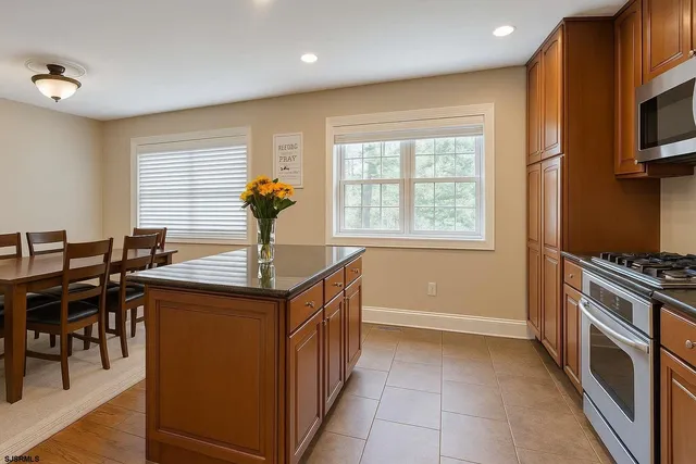 $519,900 | 4649 North Black Oak Circle, Egg Harbor City, NJ 08215