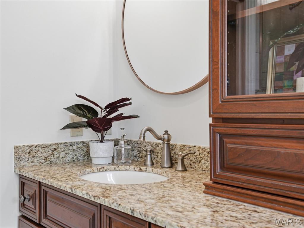 2055 Kehrs Mill Road Chesterfield, MO 63005 - Photo 40 of 76