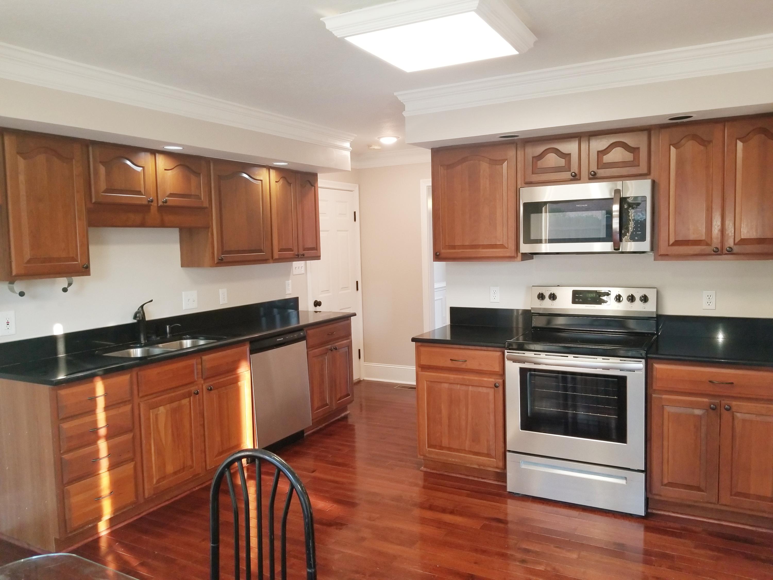 8001 Schroeder Road Powell, TN 37849 - Photo 7 of 25 20181005_183458