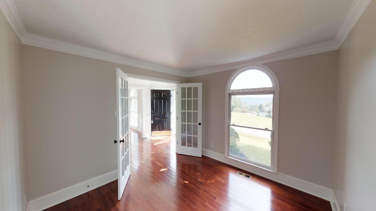 8001 Schroeder Road Powell, TN 37849 - Photo 10 of 25 8001-Schroeder-Rd-10092018_120104