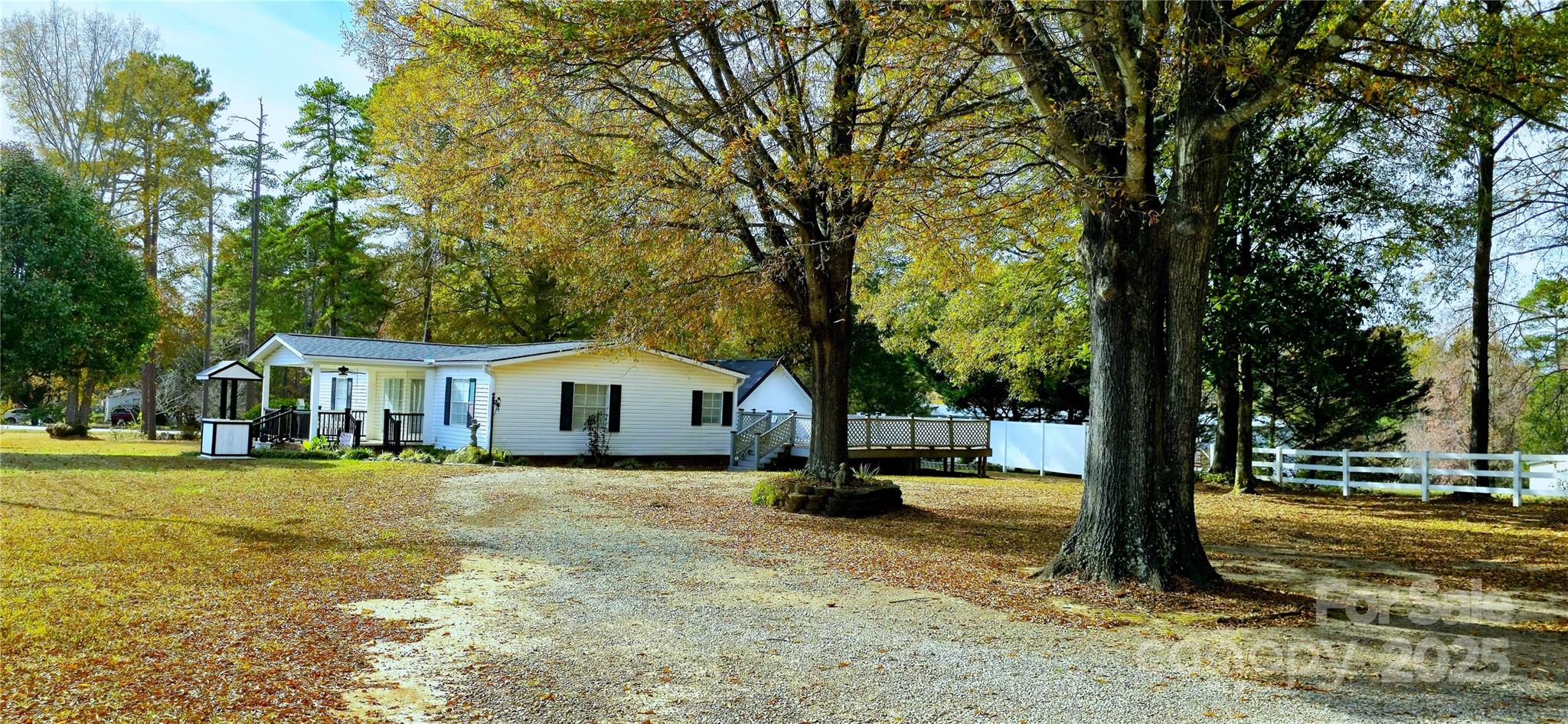 733 Osteen Road York, SC 29745 - Photo 3 of 45 Gallery Image 3