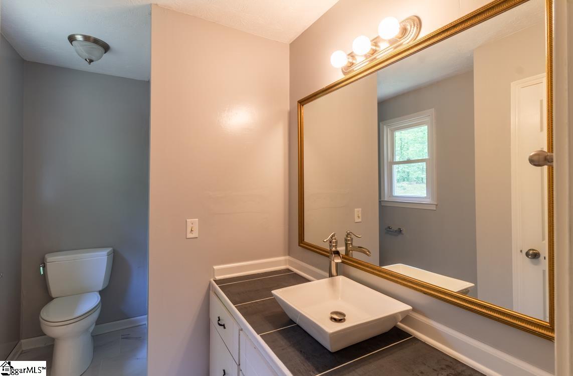 211 Banks Road Travelers Rest, SC 29690 - Photo 29 of 36