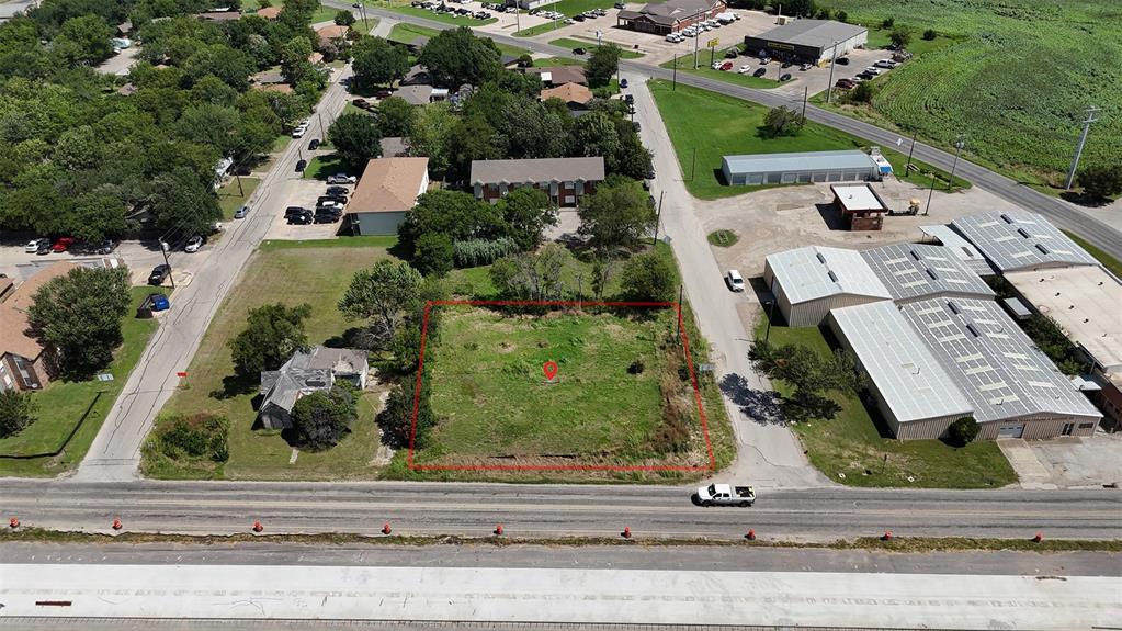 901 North 6th Street Sanger, TX 76266 - Photo 4 of 19