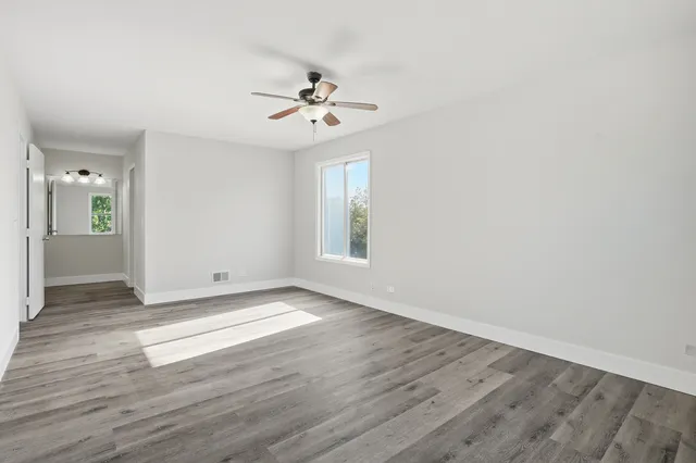 $3,200 | 1101 Ashford Lane, Westmont, IL 60559