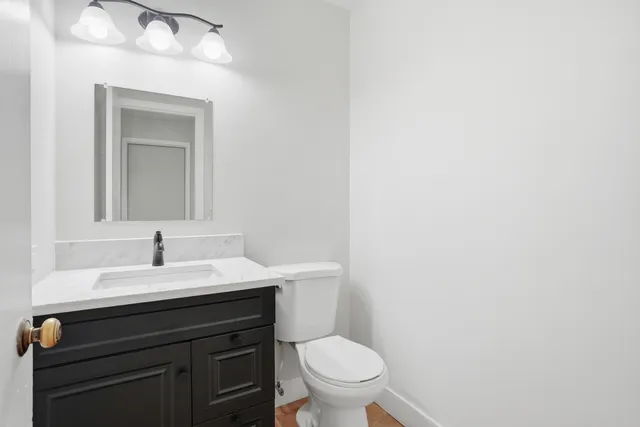 $3,200 | 1101 Ashford Lane, Westmont, IL 60559