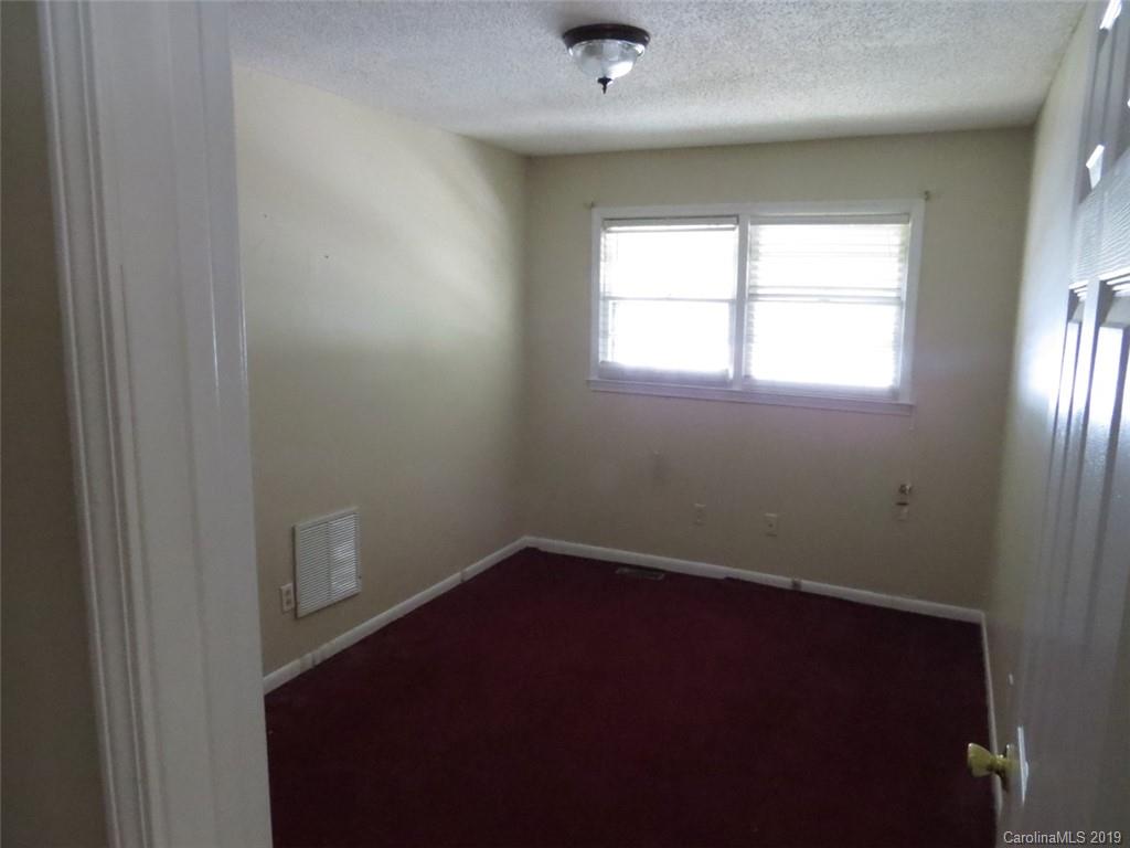201 Valley Road York, SC 29745 - Photo 8 of 12 Gallery Image 8