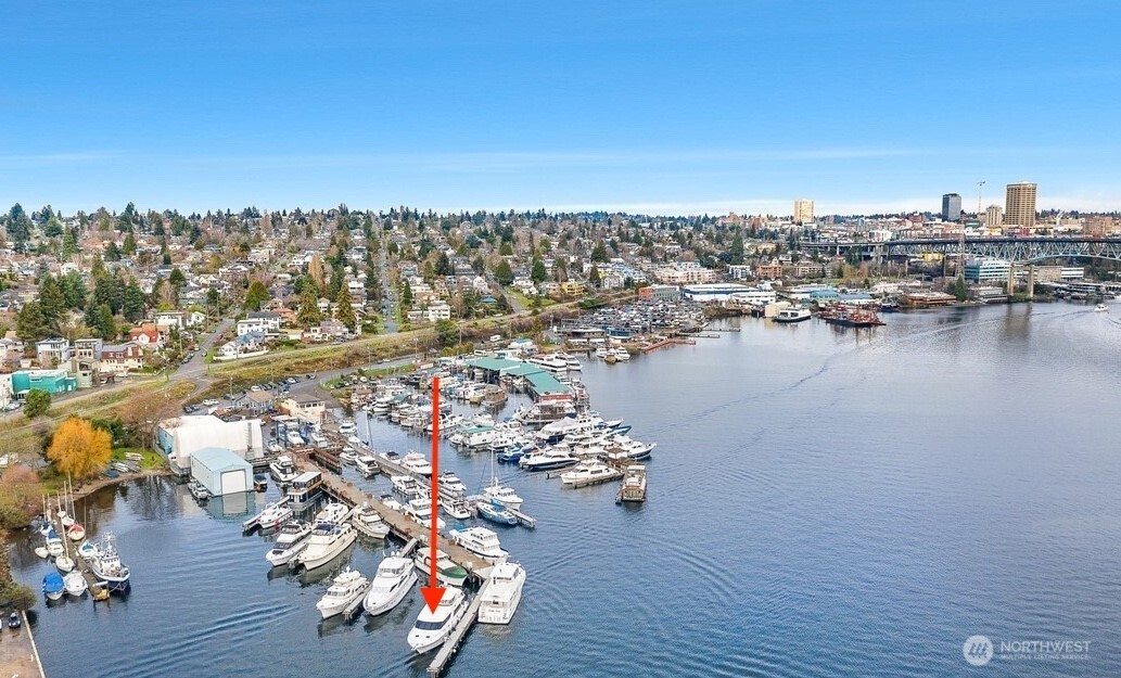 2309 North Northlake Way, Unit 1A Seattle, WA 98103 - Photo 2 of 3