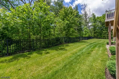 $1,100,000 | 11 Albie Drive, Mountain Lakes, NJ 07046